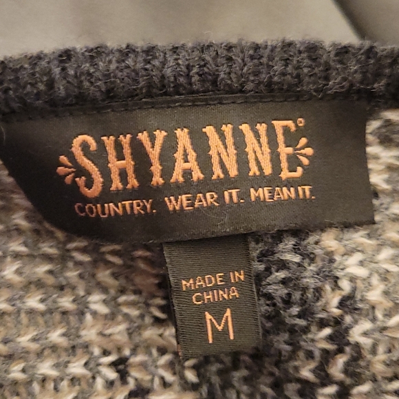 Sweater - Picture 3 of 3